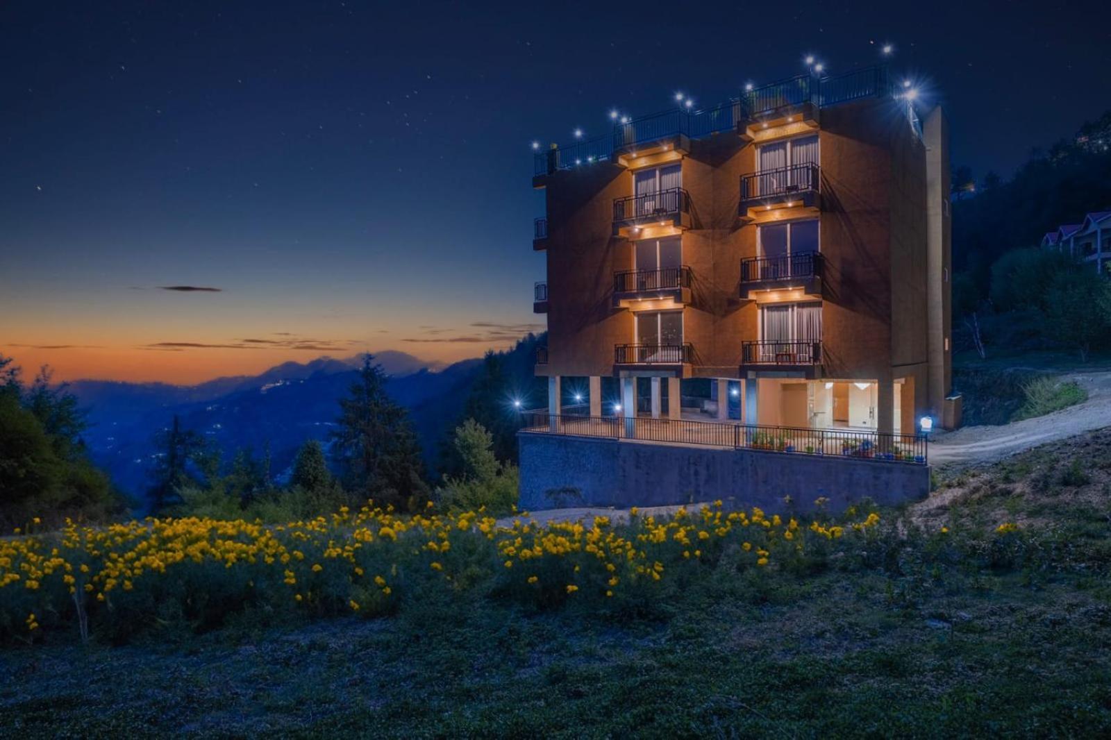 The Countryside Retreat I Vacations I Conference I Mice I Family Events I Open Air Terrace I Sky Bonfire I Kufri By Exotic Stays Simlá Kültér fotó